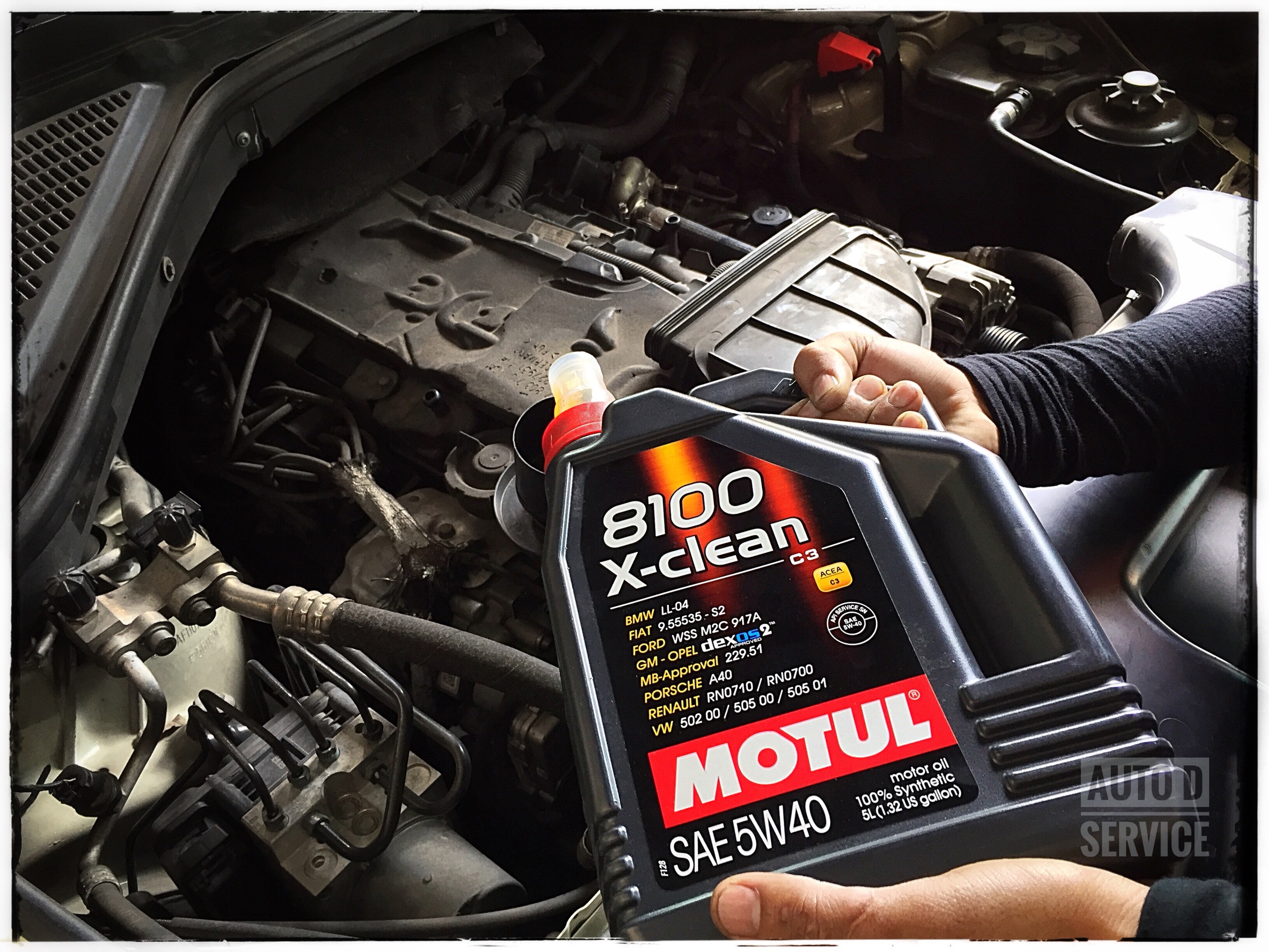 MOTUL น้ำมันเครื่องคุณภาพสูง สำหรับเครื่องยนต์เบนซิน/ดีเซล/LPG/CNG/E85